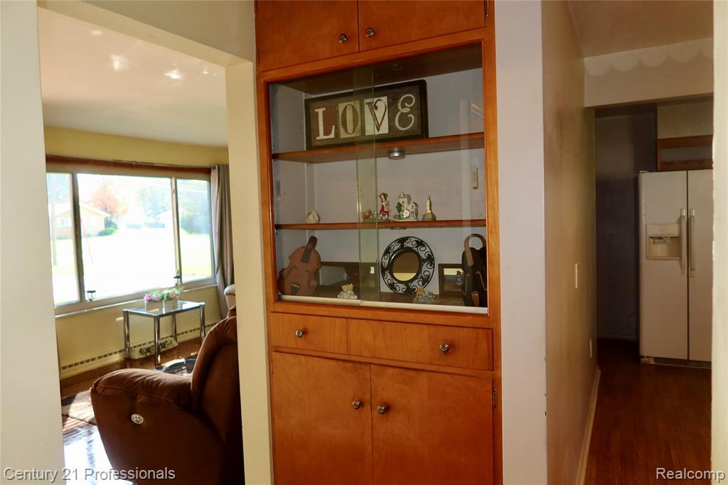 4365 Jo Drive, Saginaw, MI 48601 — Photo 14