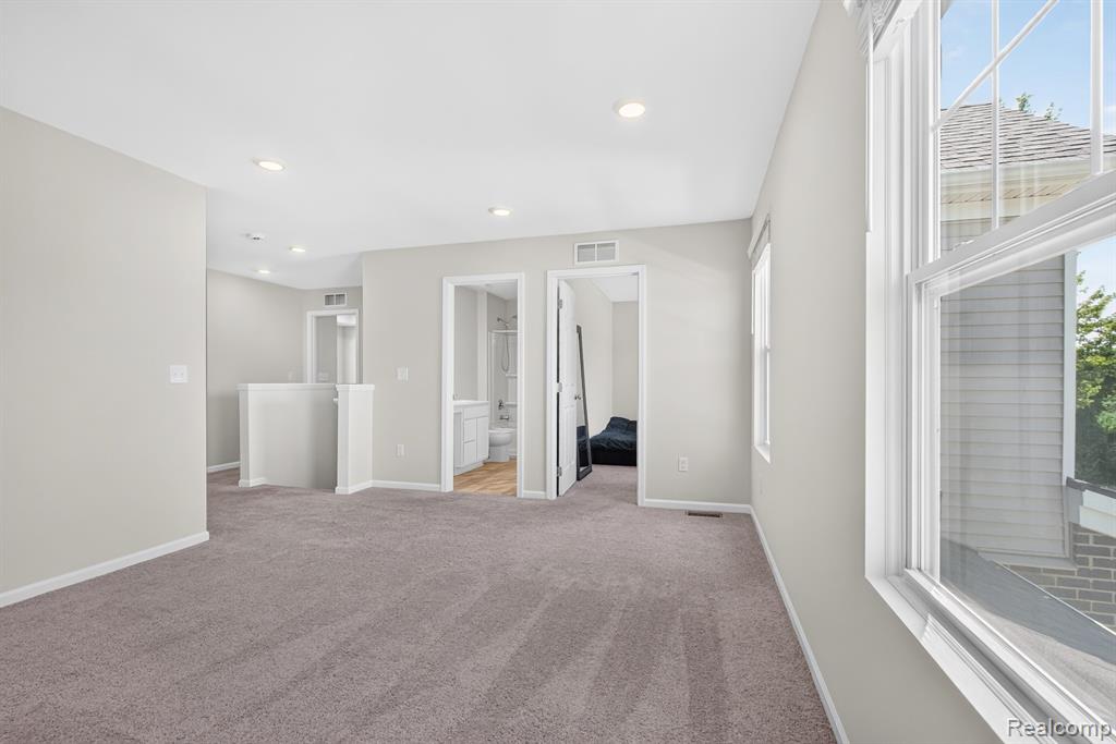 48430 Shagbark Lane, Belleville, MI 48111 — Photo 21