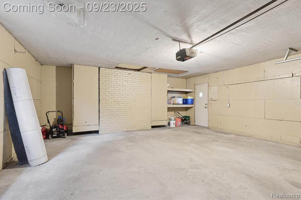 18797 Wiltshire Boulevard, Lathrup Village, MI 48076 — Photo 41