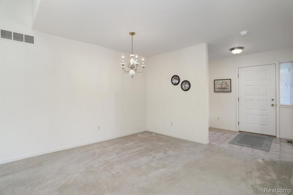 9735 HAWTHORNE GLEN Drive, Grosse Ile, MI 48138 — Photo 9