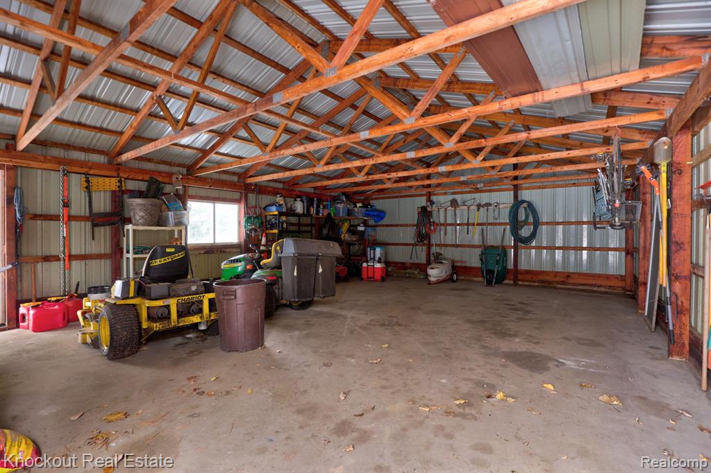 1914 Schust Road, Saginaw, MI 48604 — Photo 42