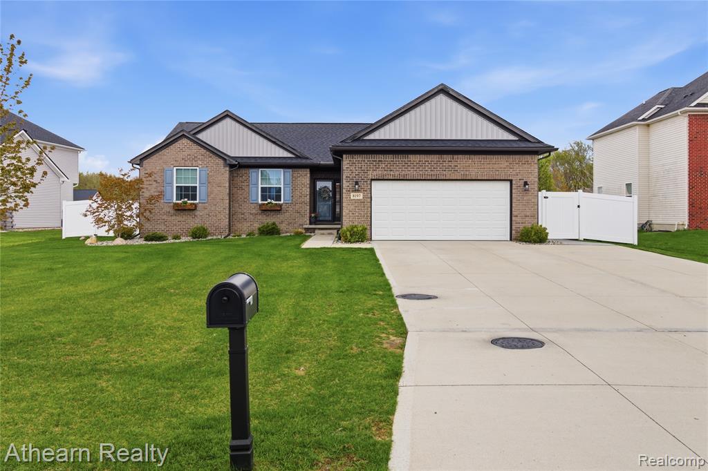 8197 Hidden Cove Court, Grand Blanc, MI 48439 — Photo 2