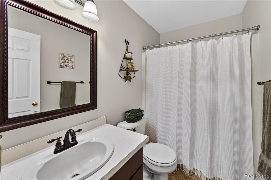 7659 Clyde Road, Fenton, MI 48430 — Photo 22