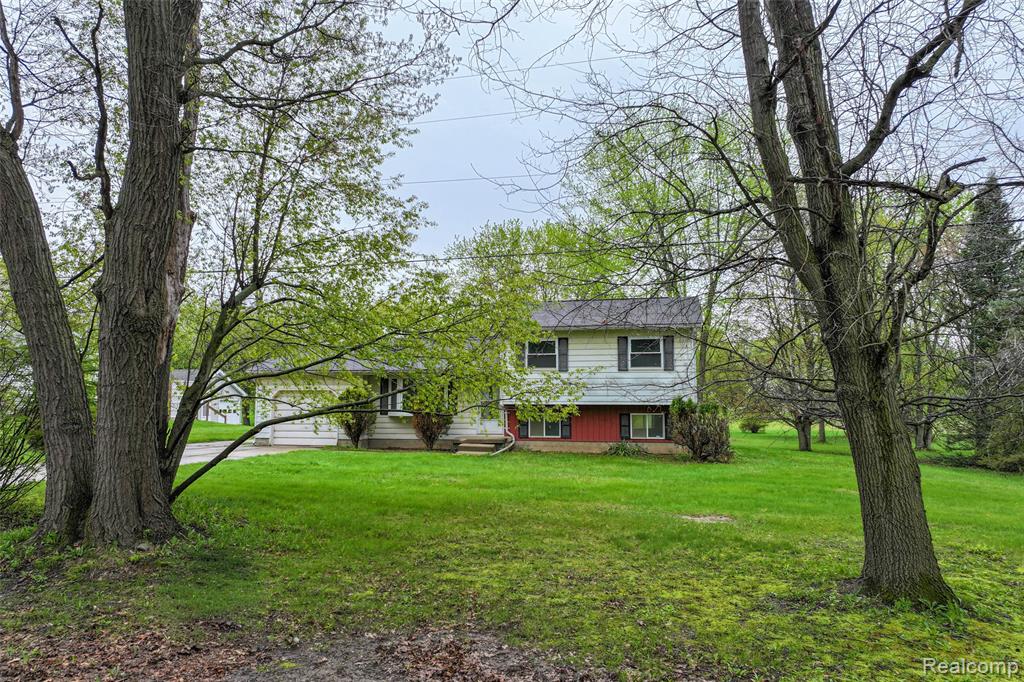 5244 Rood Road, Holly, MI 48442 — Photo 2