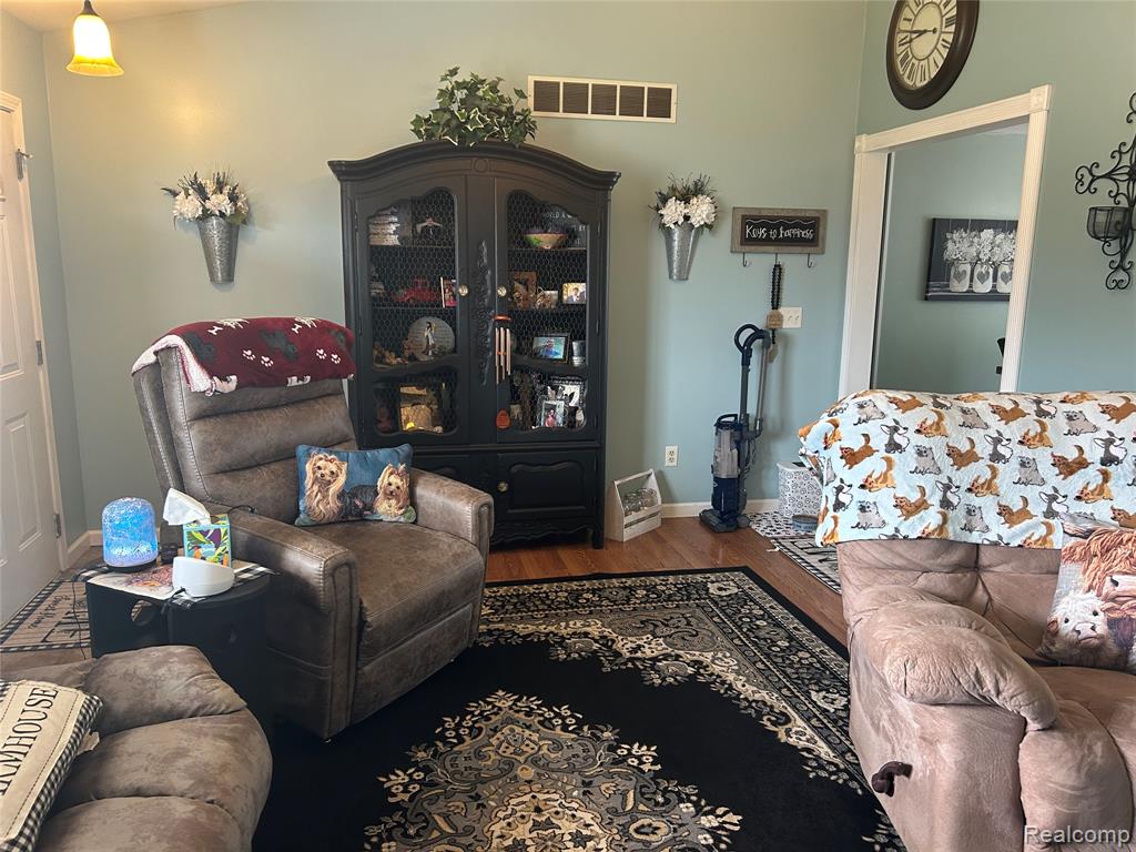 10150 Sharp Road, Swartz Creek, MI 48473 — Photo 5
