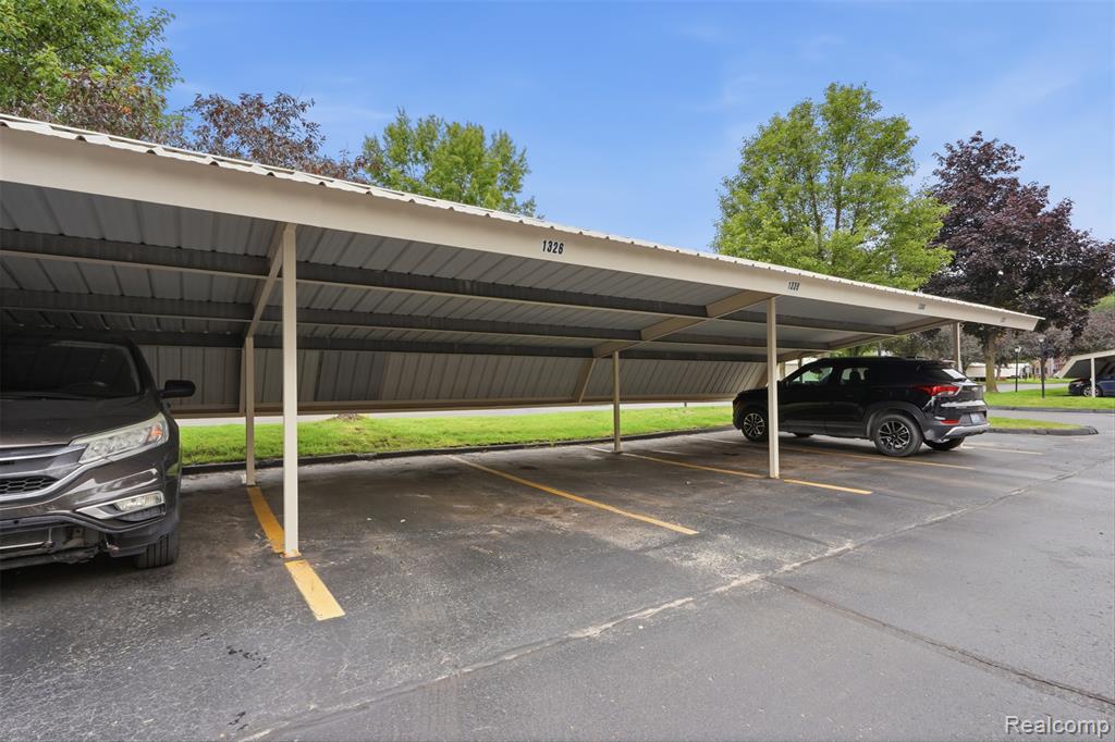 1326 Shoemaker Drive, 52, Westland, MI — Photo 26