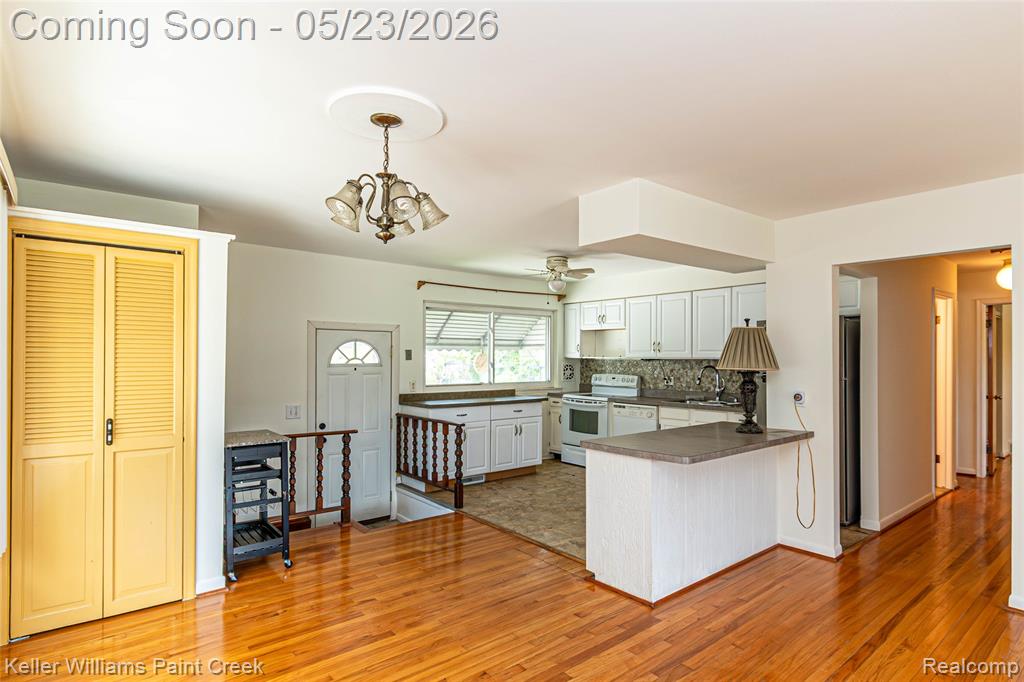 31395 Lyons Circle W, Warren, MI 48092 — Photo 20