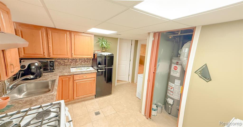 5728 Nightingale Street, Dearborn Heights, MI 48127 — Photo 15