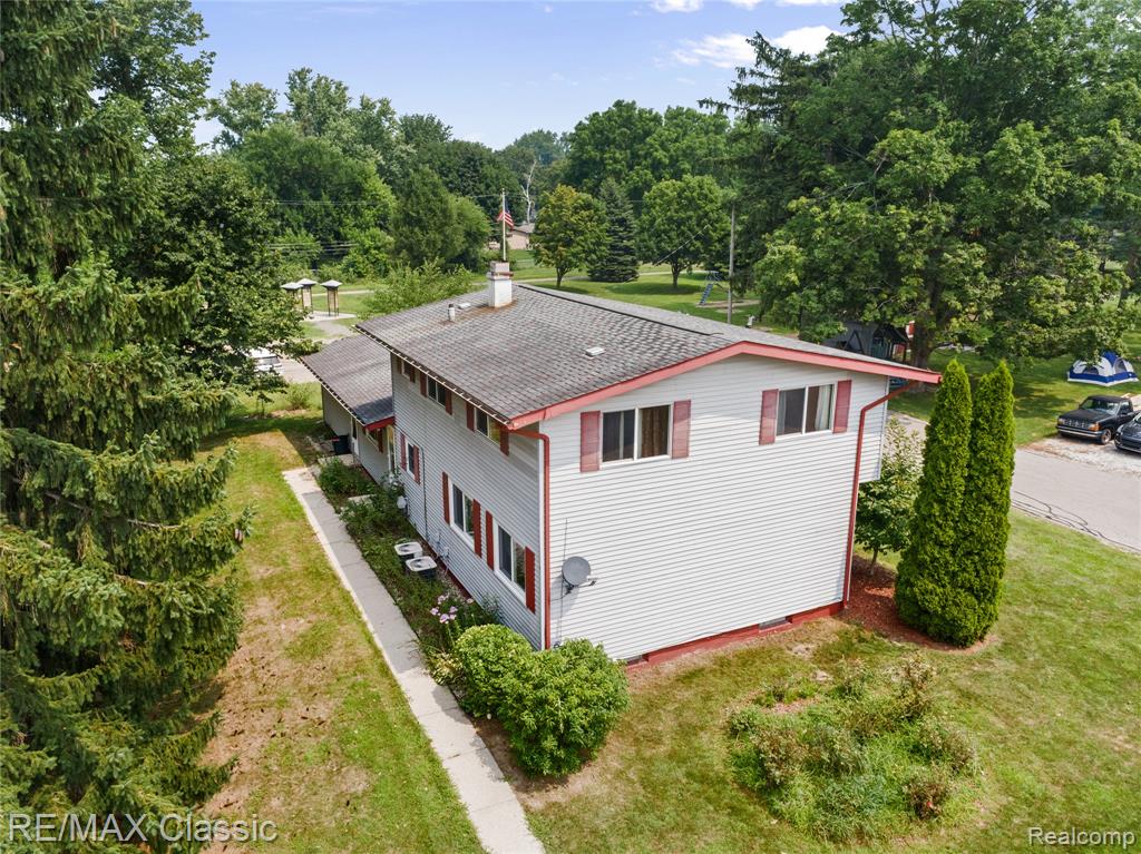 594 Maple Vista Street, Imlay City, MI 48444 — Photo 2