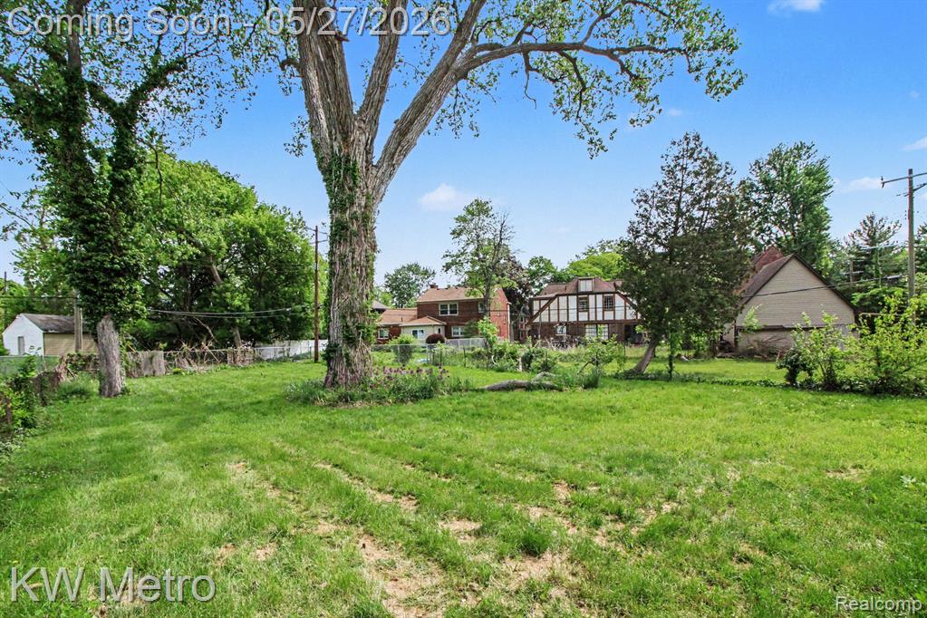 18844 Bretton Drive, Detroit, MI 48223 — Photo 27