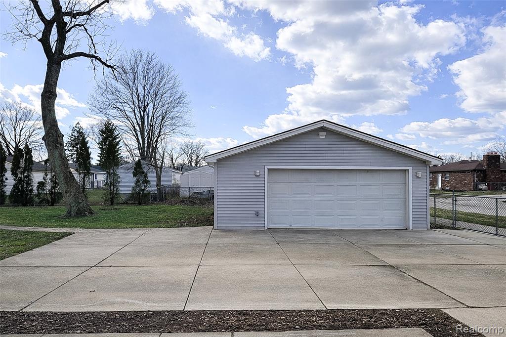 7451 Cavell Street, Westland, MI — Photo 6