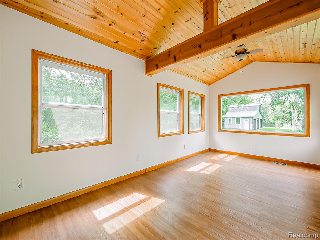 52010 11 Mile Road, South Lyon, MI 48178 — Photo 16