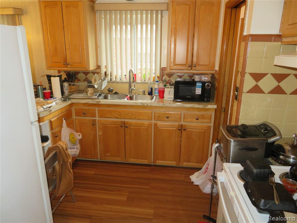 14184 Rossini Drive, Detroit, MI 48205 — Photo 22