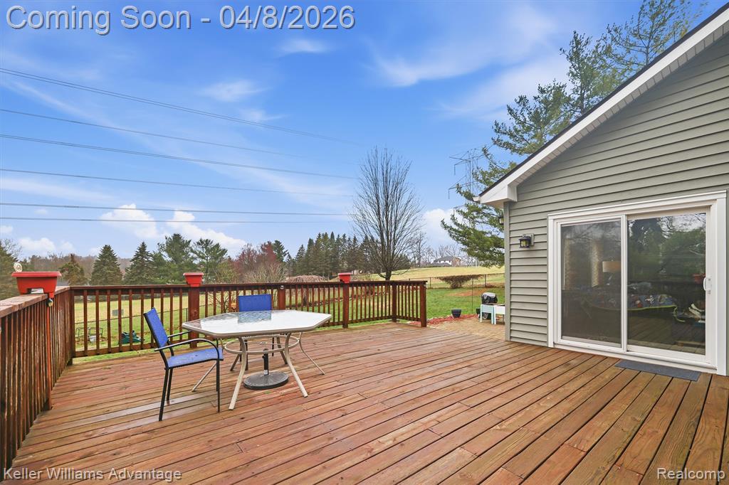6385 Woodcrest Ridge, Clarkston, MI — Photo 36