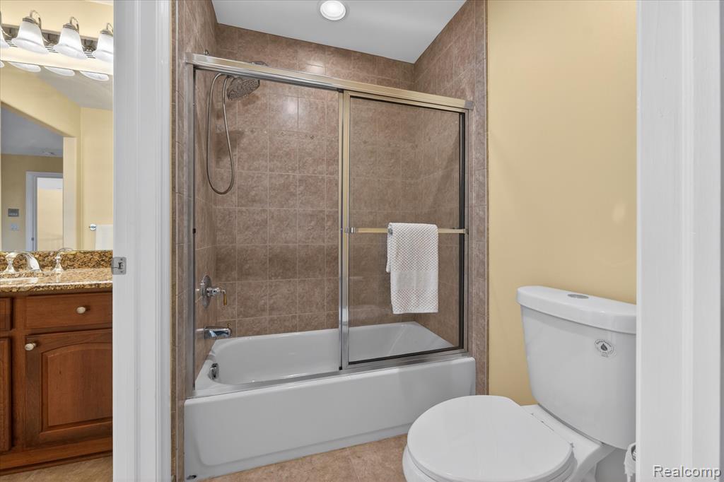 74 SAND BAR Lane, Detroit, MI 48214 — Photo 34