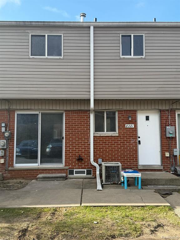 8281 BRISTOL Street, Westland, MI — Photo 19