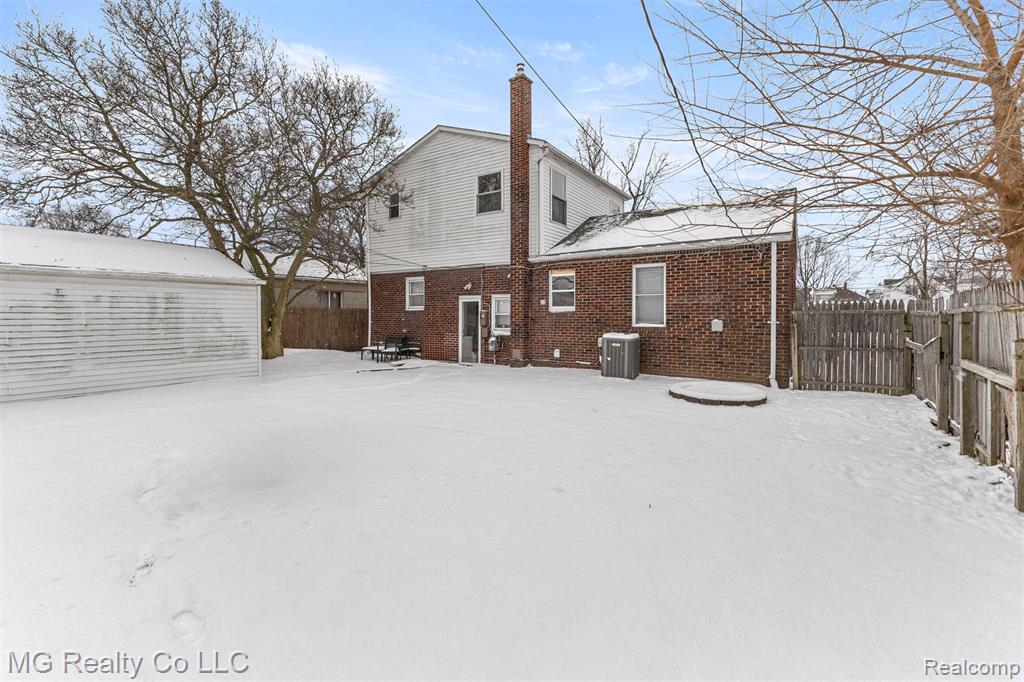 864 Cleophus Parkway, Lincoln Park, MI 48146 — Photo 27