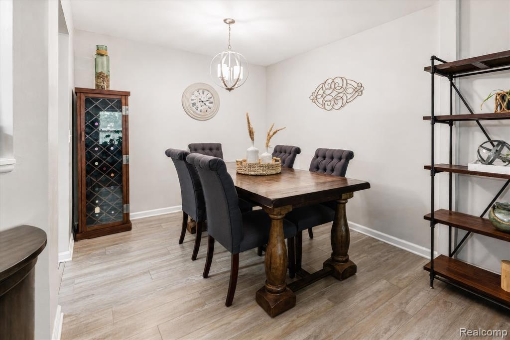 61025 Greenwood Drive, South Lyon, MI 48178 — Photo 10