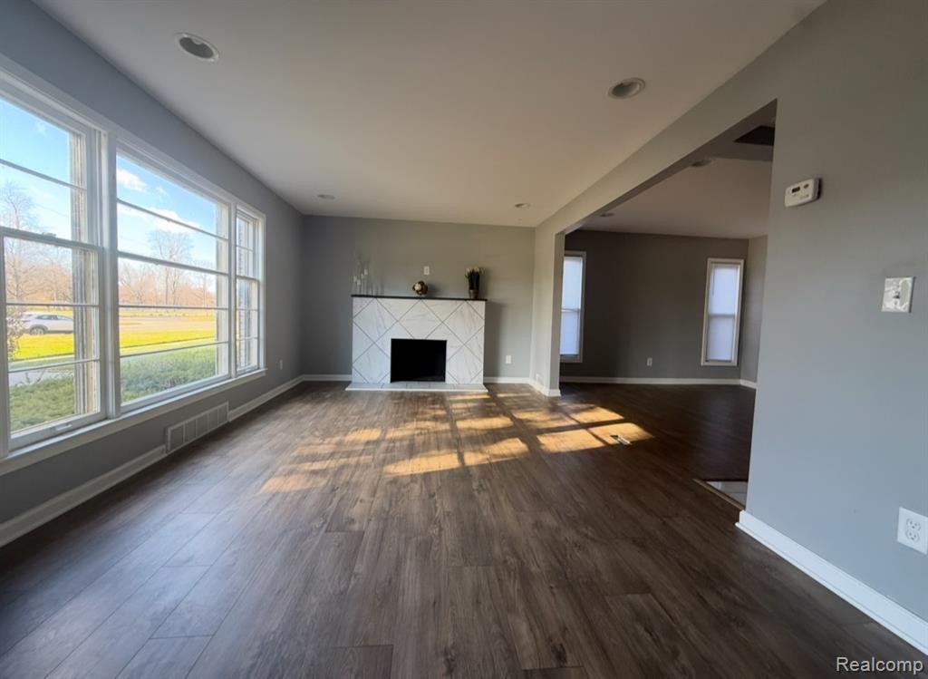 10310 W Outer Drive, Detroit, MI 48223 — Photo 3