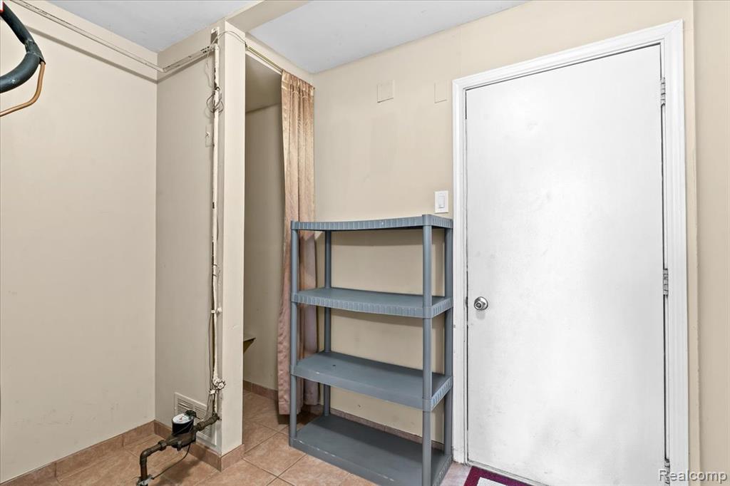50105 N Jimmy Court, New Baltimore, MI 48047 — Photo 14