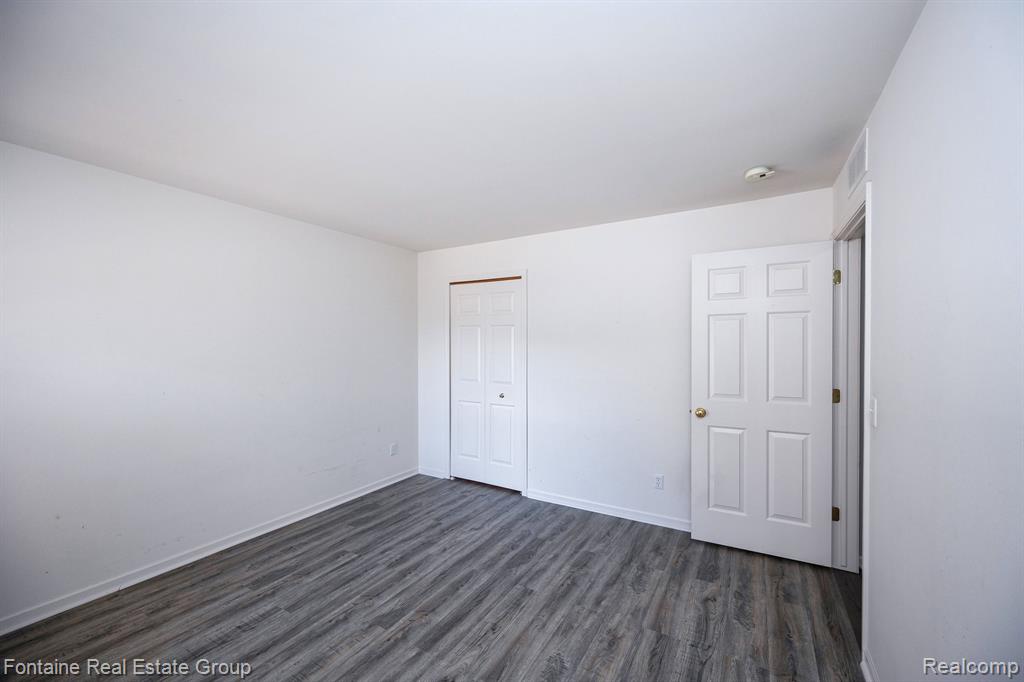 42838 PATTY Lane, Van Buren, MI 48111 — Photo 17
