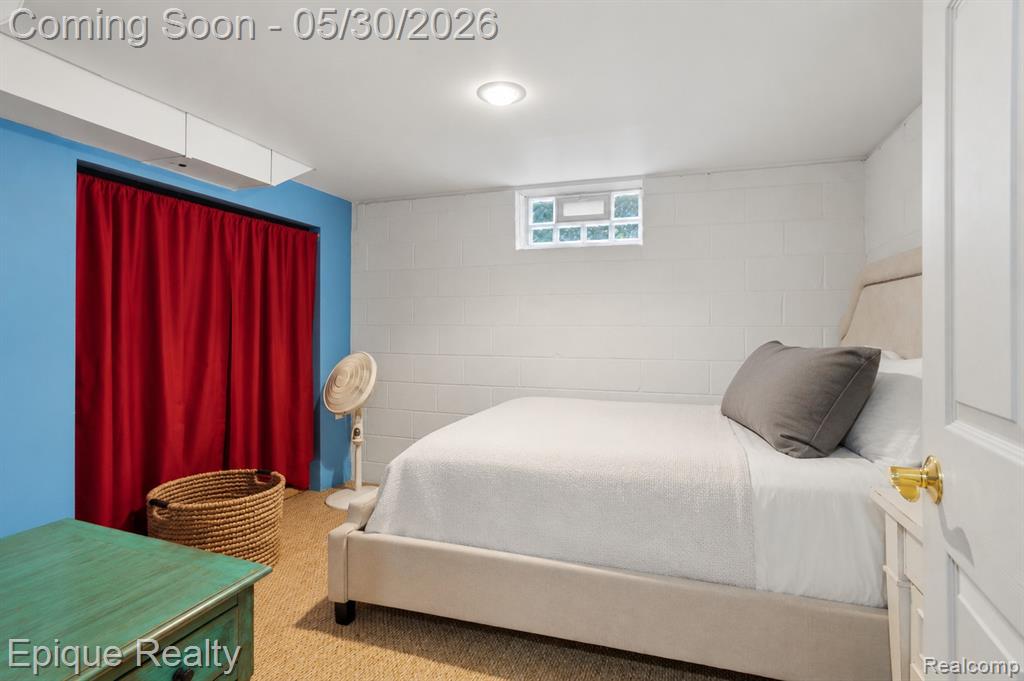 29087 Howard Avenue, Madison Heights, MI 48071 — Photo 21