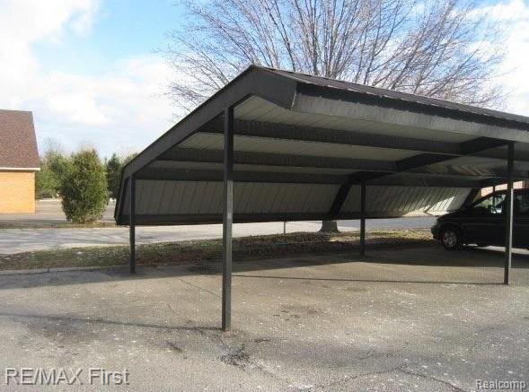286 E. 13 MILE Road, Madison Heights, MI 48071 — Photo 3