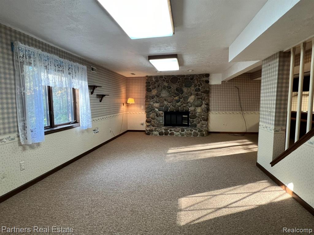 5618 Mountain Road, Brighton, MI 48116 — Photo 32