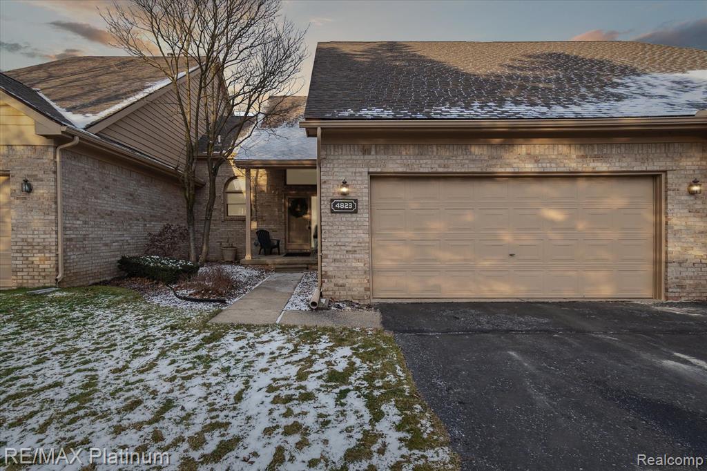 4823 FAIRWAYS Drive, Brighton, MI 48116 — Photo 53