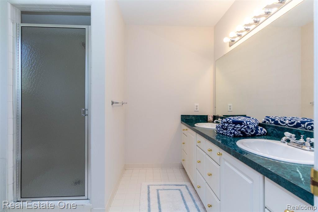 7062 Foxridge Drive, Canton, MI 48187 — Photo 27
