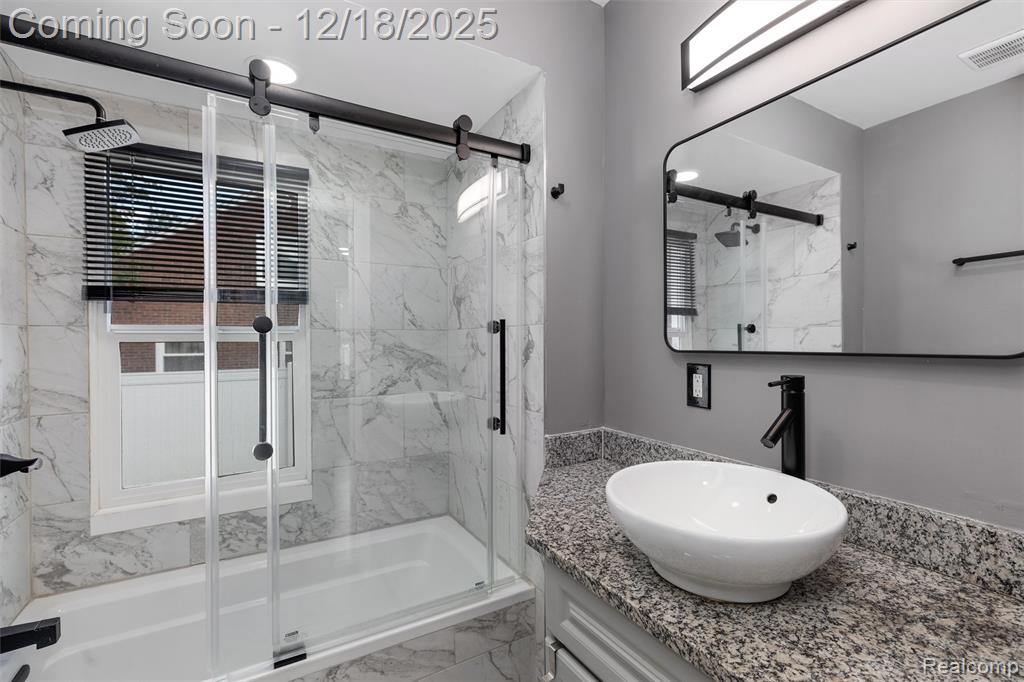 13311 Hampshire Street, Detroit, MI 48213 — Photo 11