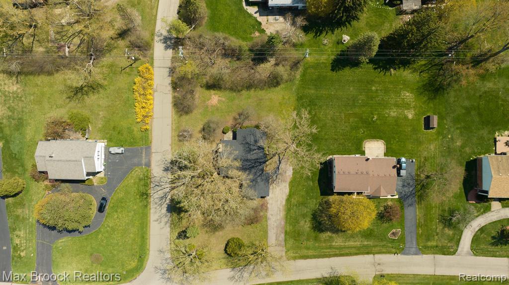 6207 NICHOLAS Drive, West Bloomfield, MI — Photo 3