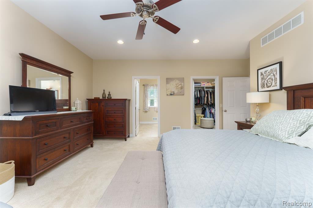 10031 IOSCO RIDGE Drive, Gregory, MI 48137 — Photo 26