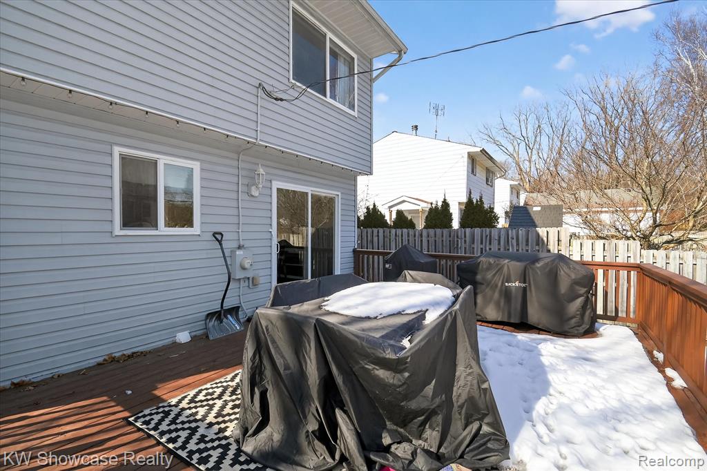 622 Elizabeth Street, Milford, MI 48381 — Photo 34