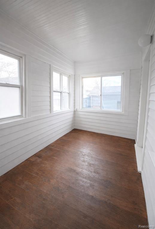 764 White Avenue, Lincoln Park, MI 48146 — Photo 4