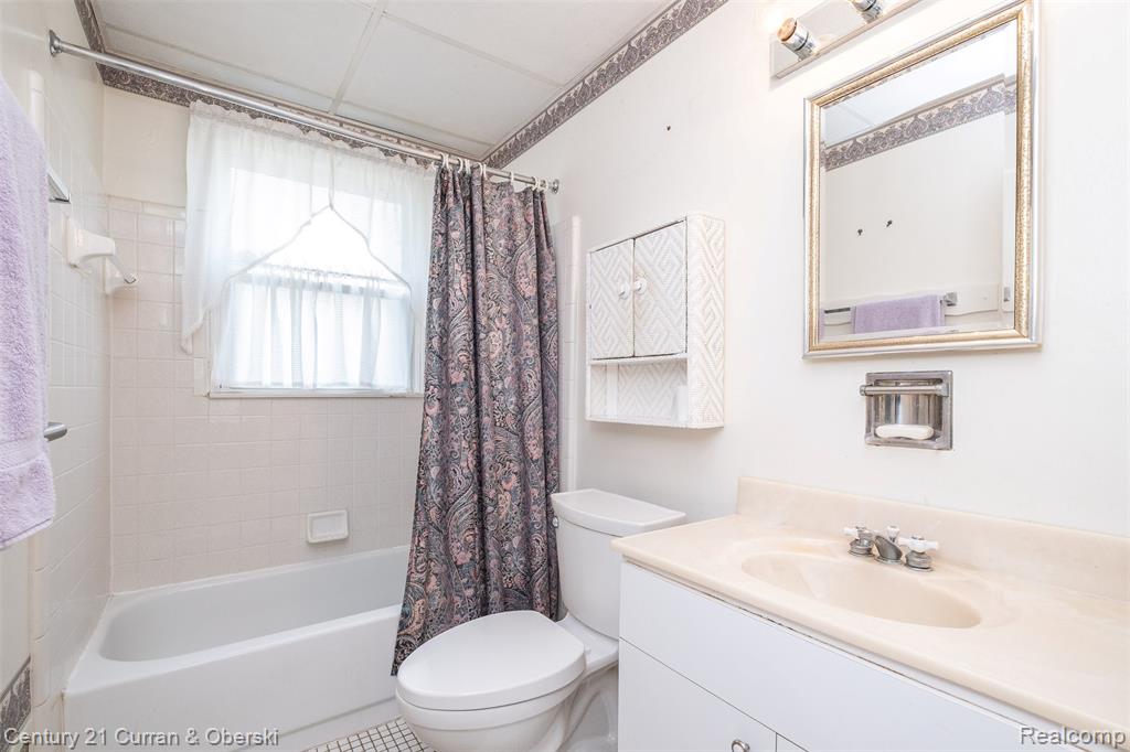9663 Columbia, Redford, MI 48239 — Photo 27