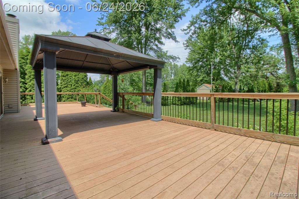 24487 Dugan Drive, New Boston, MI 48164 — Photo 35