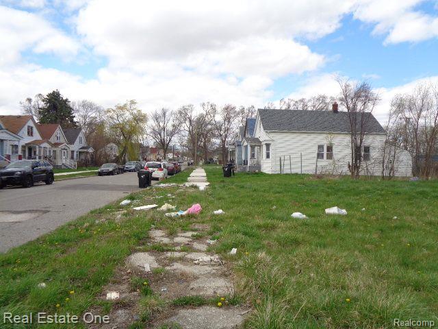 11676 SAINT LOUIS Street, Hamtramck, MI 48212 — Photo 6