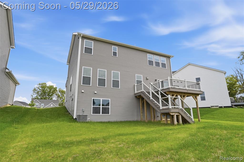 8446 Sandhill Court, White Lake, MI — Photo 2
