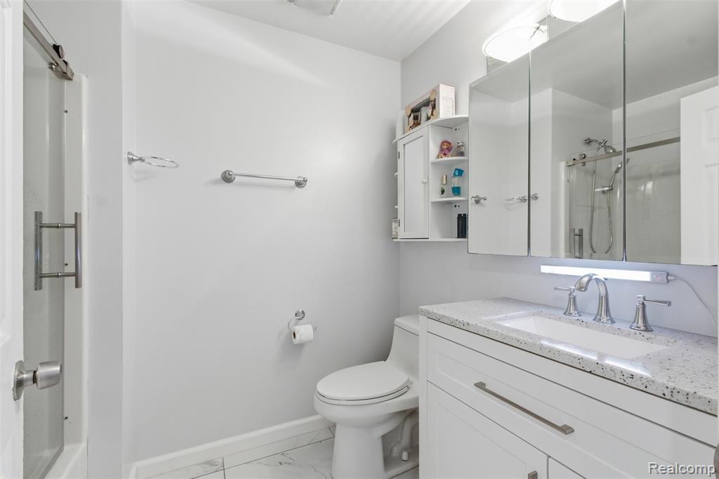 11293 Delano Street, Romulus, MI 48174 — Photo 16