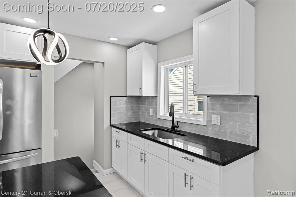 438 Mayflower Avenue, Lincoln Park, MI 48146 — Photo 10