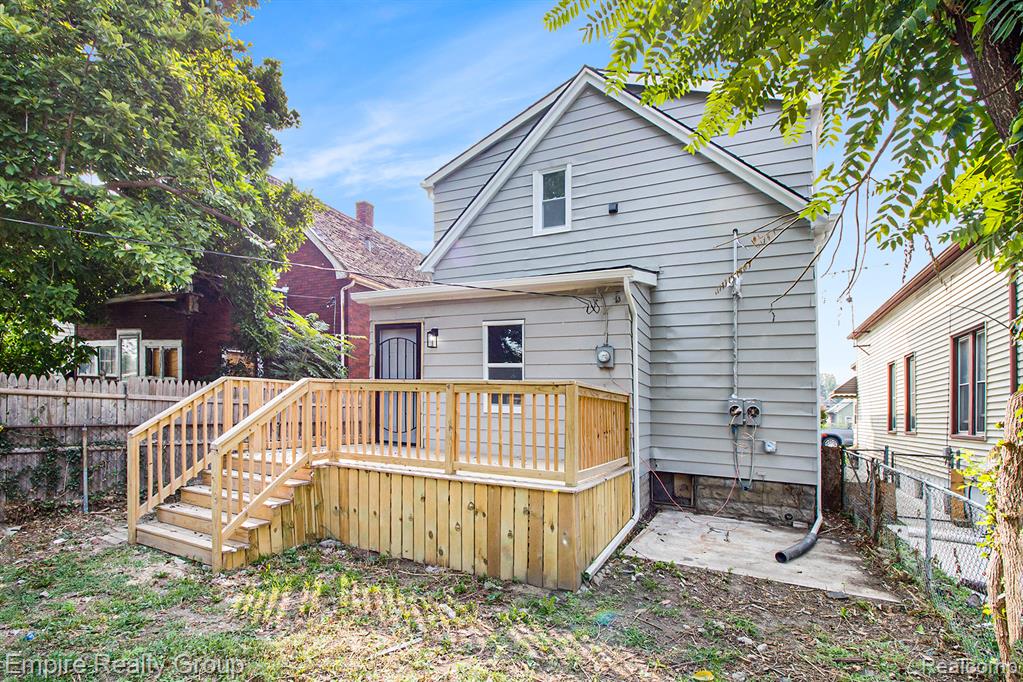 8366 Navy Street, Detroit, MI 48209 — Photo 24
