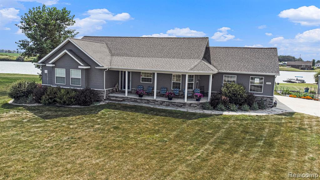 2660 Bay Point Court, Imlay City, MI 48444 — Photo 37