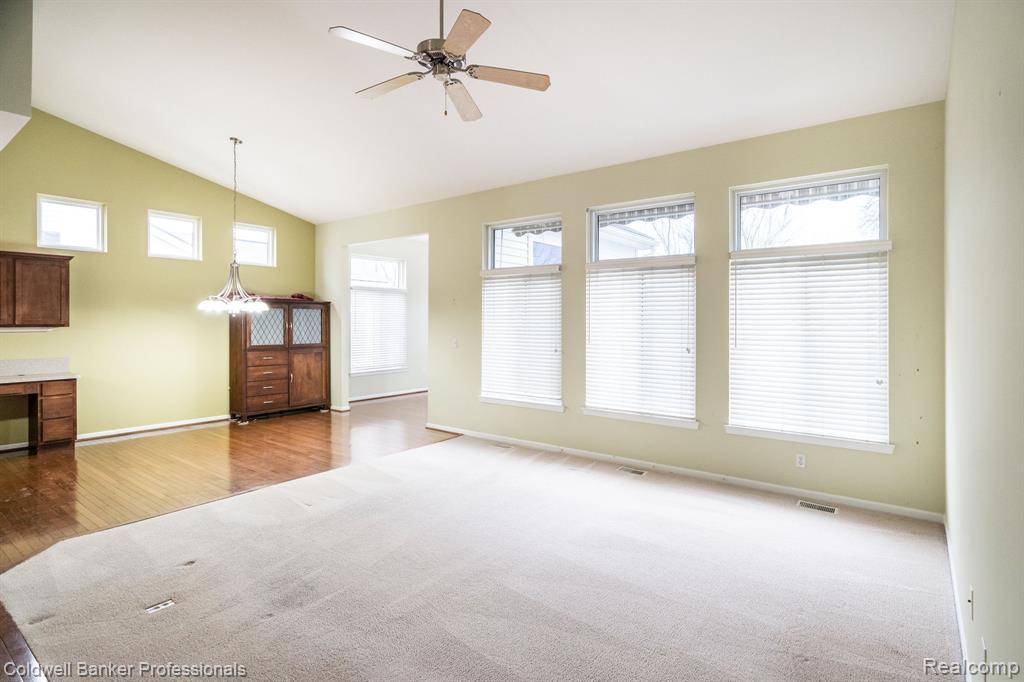 4436 Sunset Boulevard, Grand Blanc, MI 48439 — Photo 3