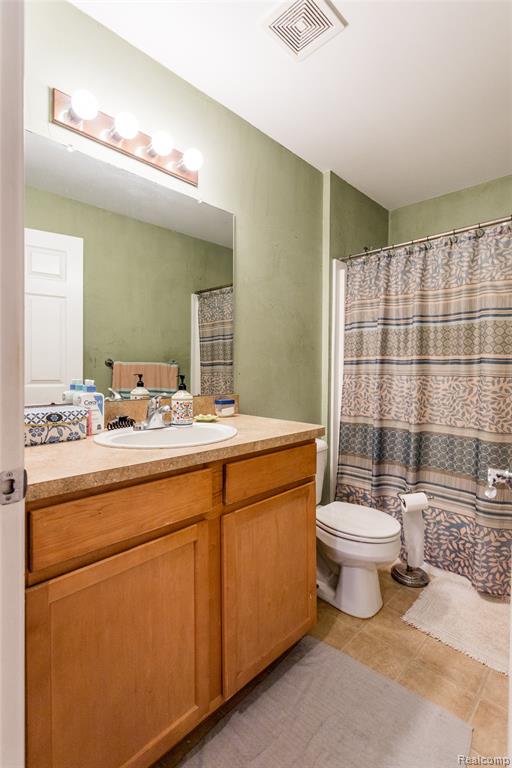 661 Lemay, Detroit, MI 48214 — Photo 12