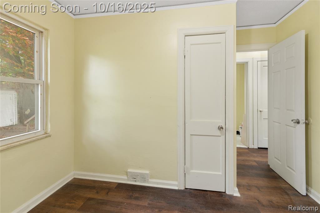 8348 Terry Street, Detroit, MI 48228 — Photo 8