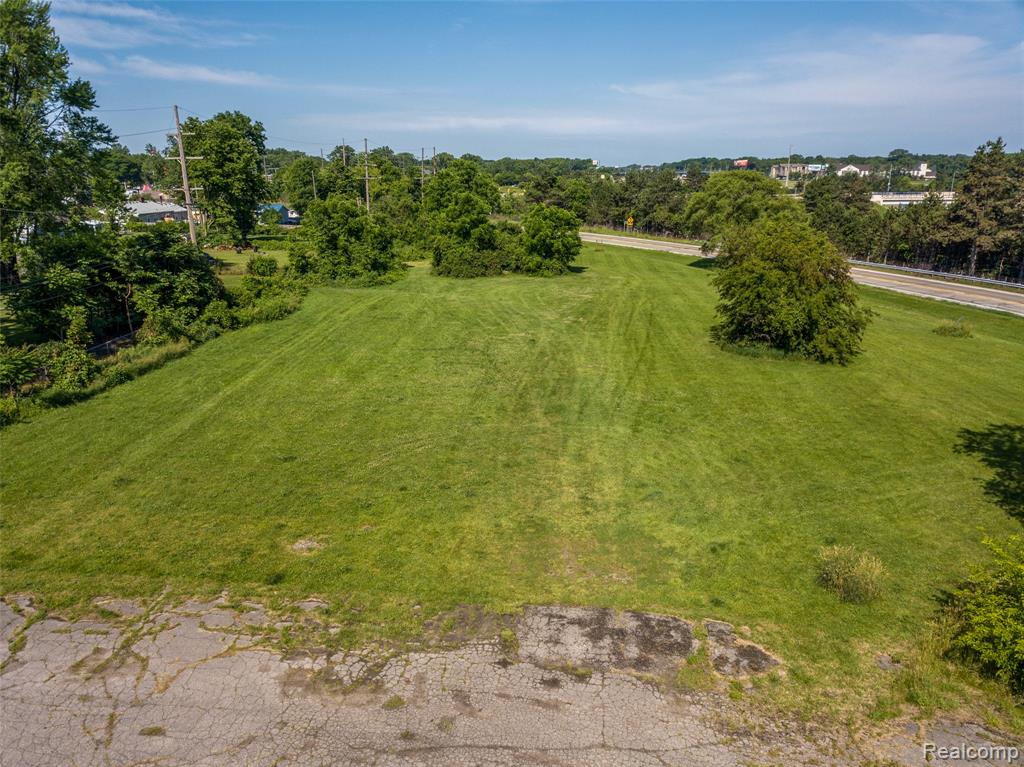 45109 I-94 South Service Drive, Belleville, MI 48111 — Photo 5