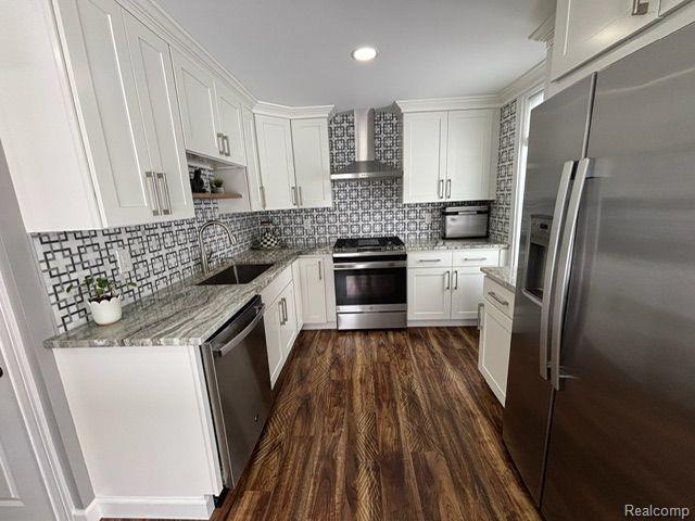 412 E ELLEN Street, Fenton, MI 48430 — Photo 13