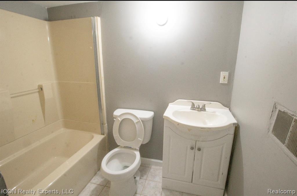 743 Hollister Street, Pontiac, MI 48340 — Photo 30