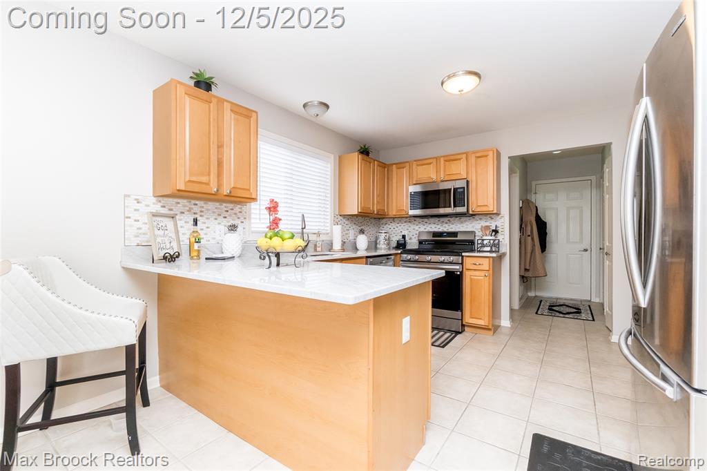 6157 Lochmore Drive, Commerce Twp, MI 48382 — Photo 21